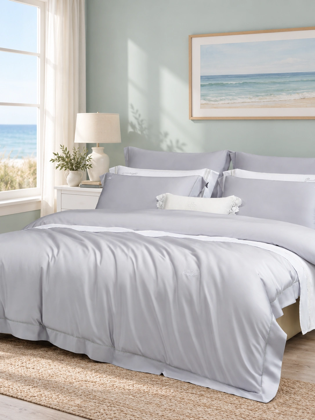 Fanxing Four-Piece Bedding Set: Coastal bedroom
