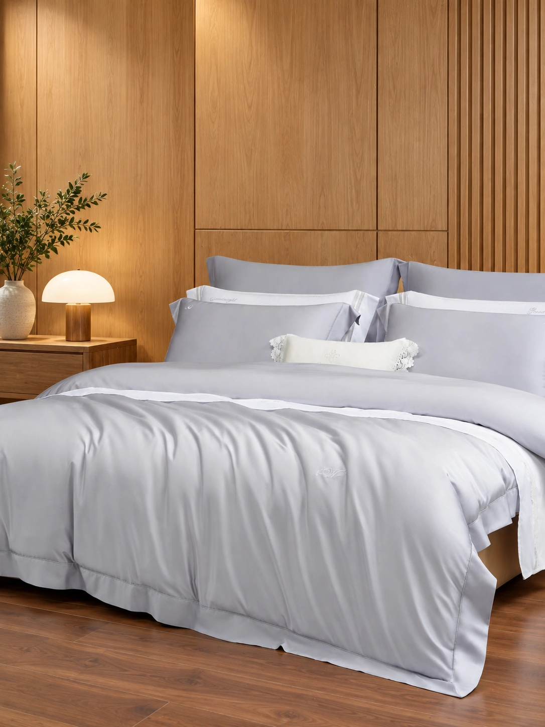 Fanxing Four-Piece Bedding Set: Wood showroom