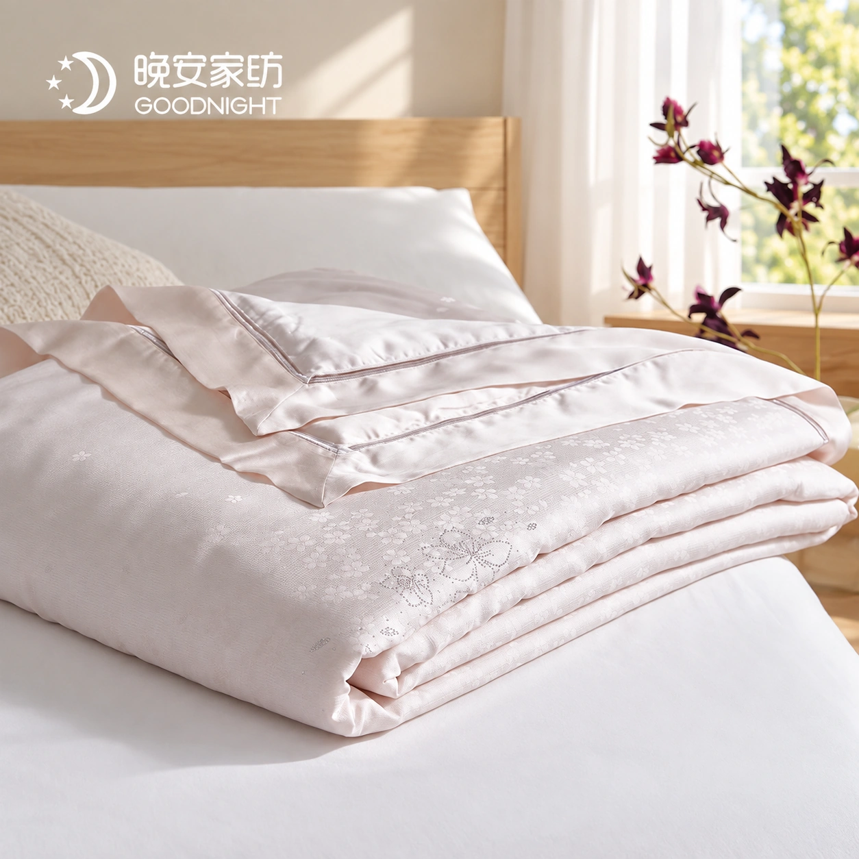 Nicai Tiansi Canbao Summer Quilt — Pink: Daylight home bedroom · Scene illustration