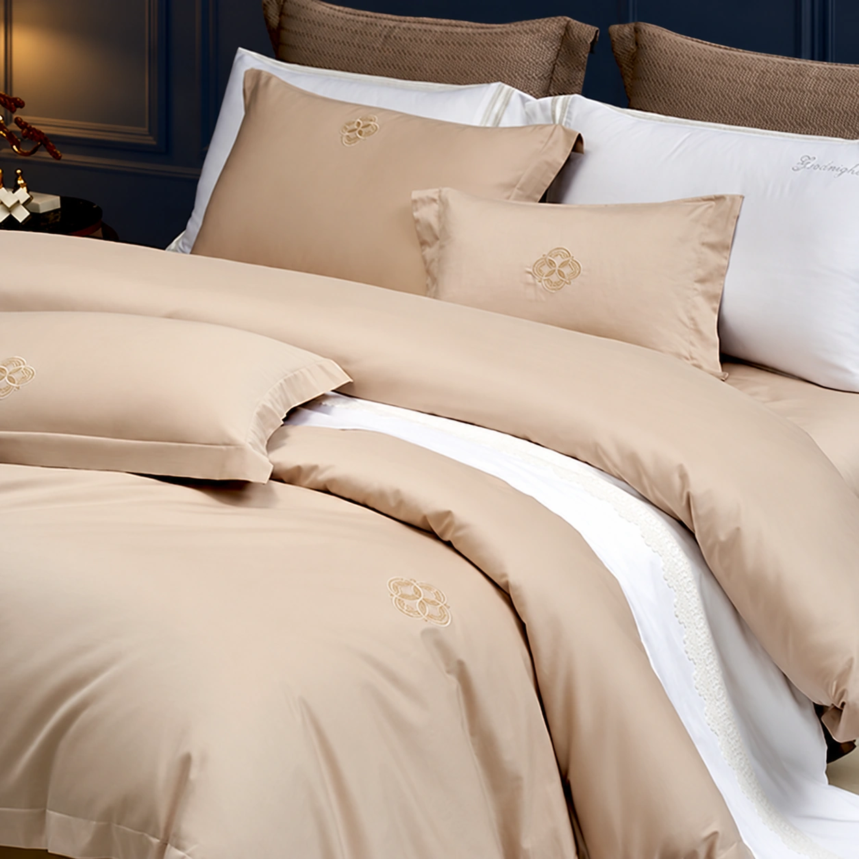 Shilai Yunzhuan Four-Piece Bedding Set: Quiet night bedroom