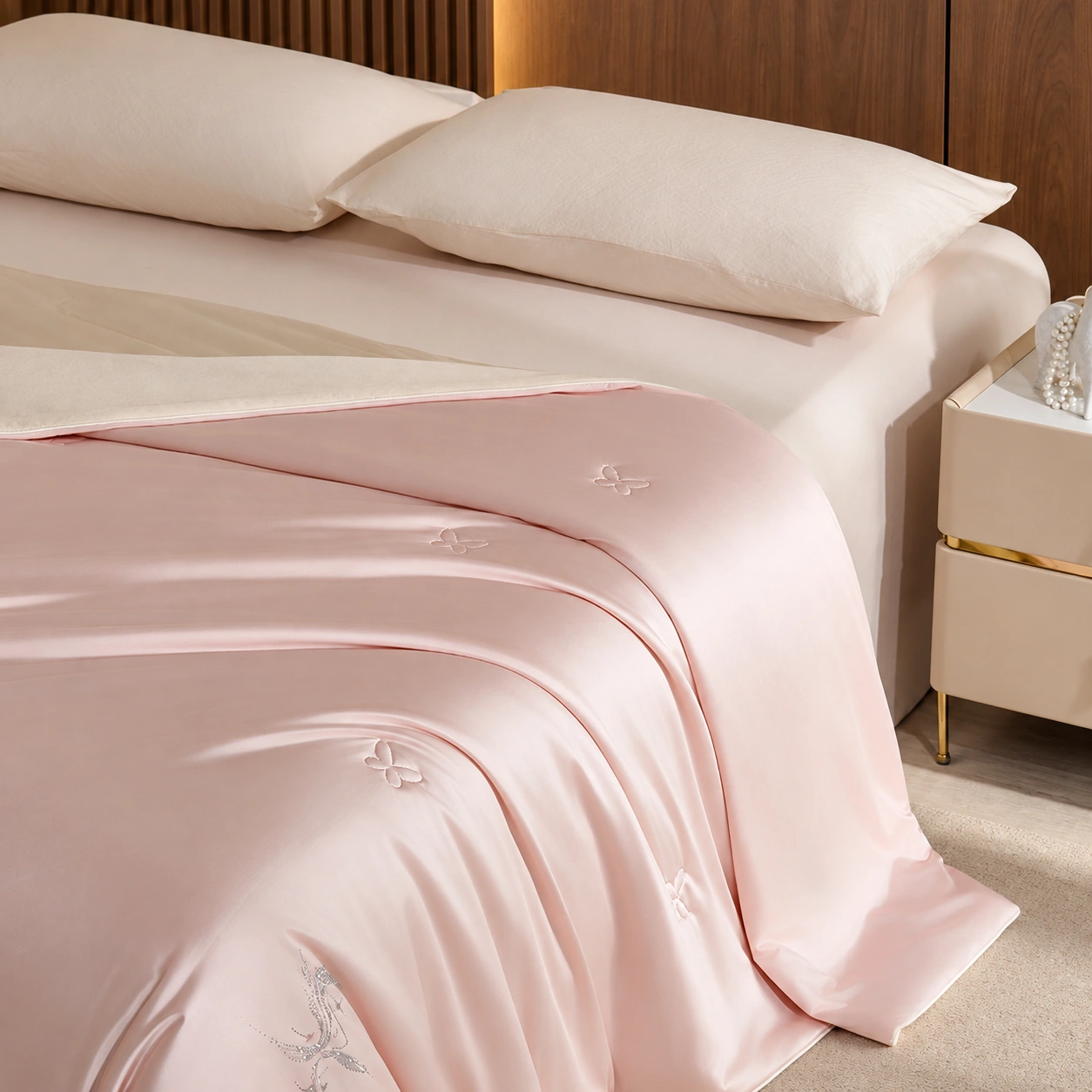 Xingkong Canbao Summer Quilt: Scene illustration · Modern bedroom