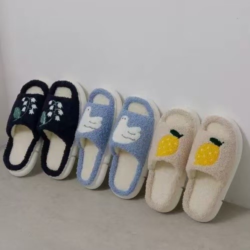 Slippers style reference (supplier source image)