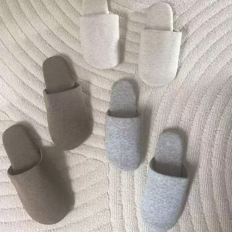 Slippers style reference (supplier source image)