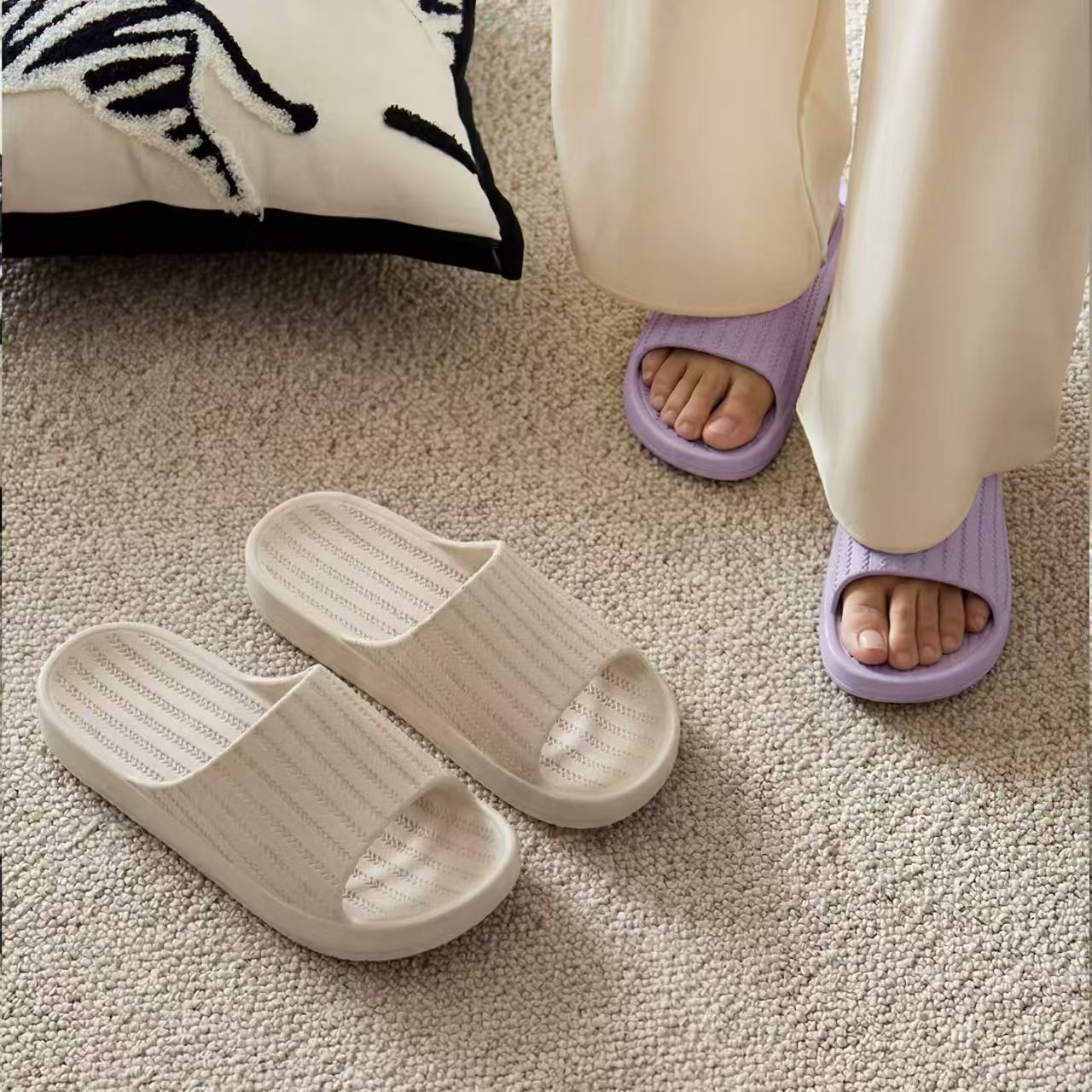 Slippers style reference (supplier source image)