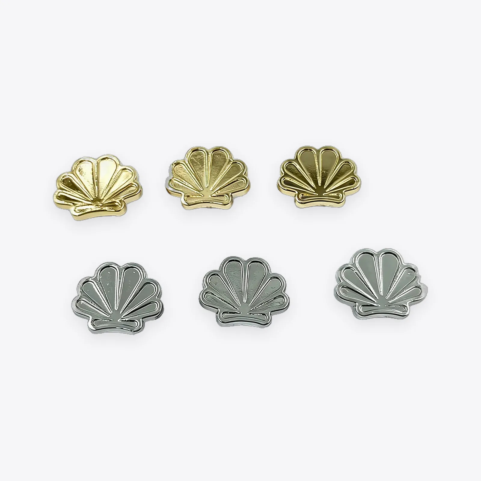 Scallop Shell-shaped Alloy Shank Buttons (Gold & Silver Tone)